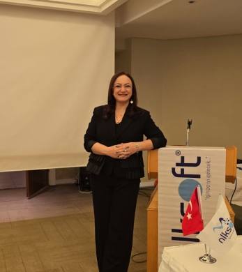 Nalan KURT  kişisel web sitesi. Nalan KURT  kimdir ?