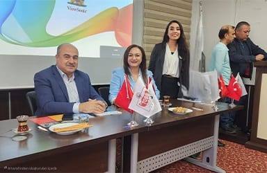 Nalan KURT 'un Kaleminden. Nizip te harika bir Dijitalleşme ve E-Ticaret Eğitimi gerçekleştirdik.