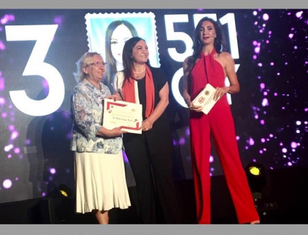 Nalan KURT 'un Ödülleri. Fark Yaratan Kadın Girişimci Ödül Töreni